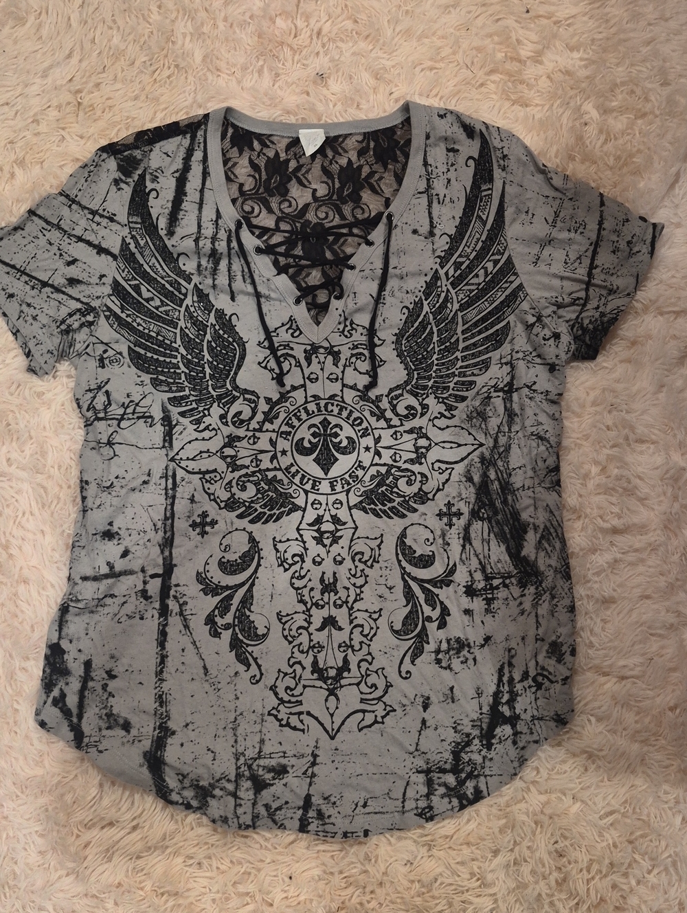 Affliction Gray and Black V-Neck Lace-Up Wing Graphic Tee
